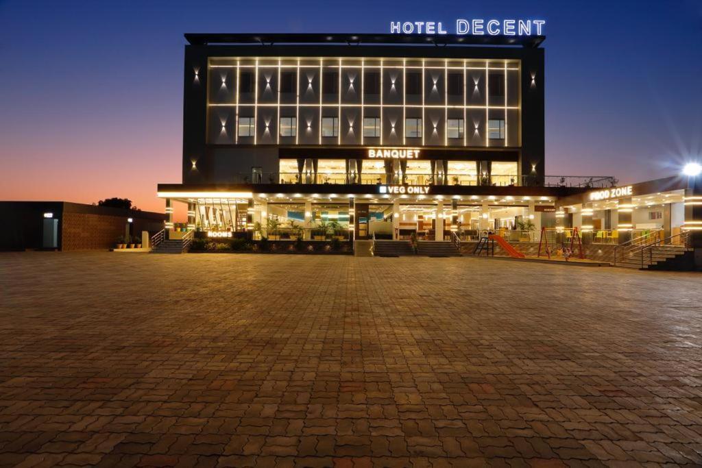 Hotel Decent Unjha Luaran gambar