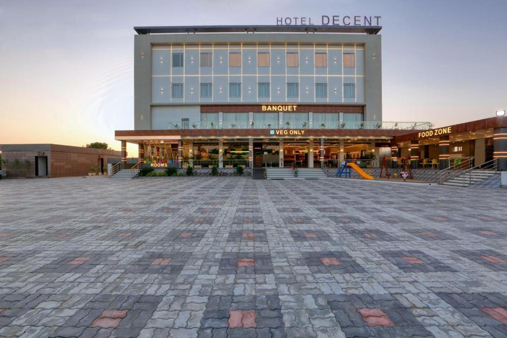 Hotel Decent Unjha Luaran gambar